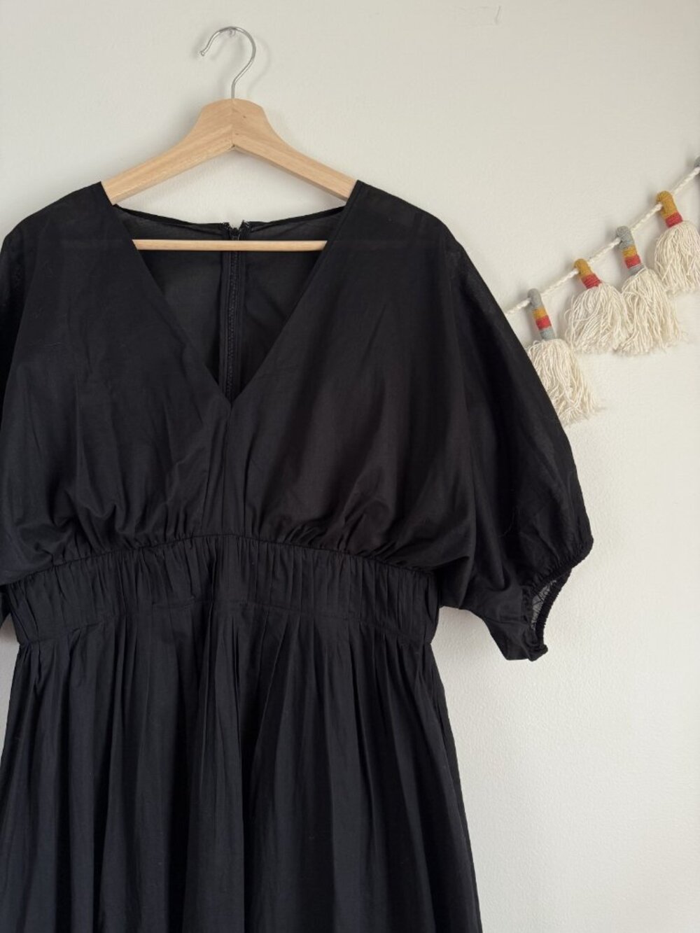 Banana Republic Volie Elbow Sleeve Gathered Midi Dress Black Beachy Whimsical M - Picture 6 of 11
